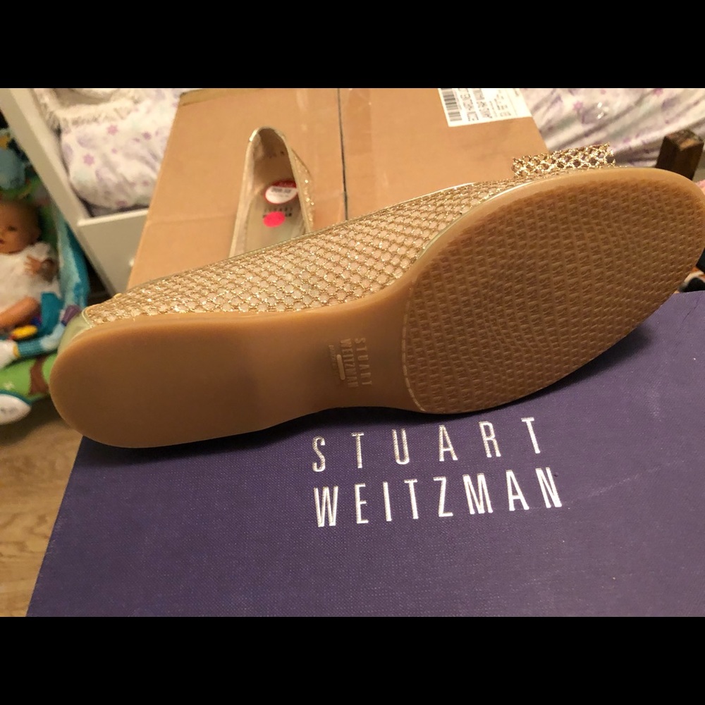 Shoes - Picture 2 of 4